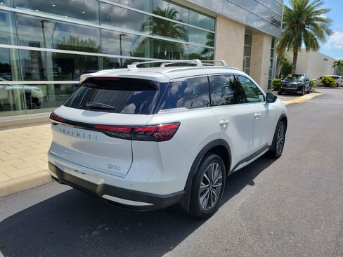 Certified 2026 INFINITI QX60 Luxe w/ Cargo Package FWD image 4