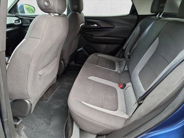 Used 2023 Chevrolet TrailBlazer LT FWD image 17