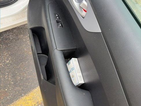 Used 2024 Kia Forte LX image 35