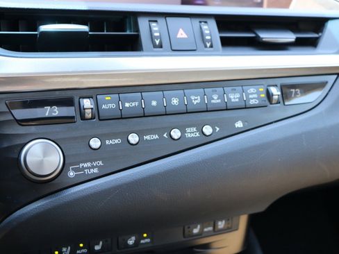 Used 2021 Lexus ES 350 w/ Premium Package FWD image 24