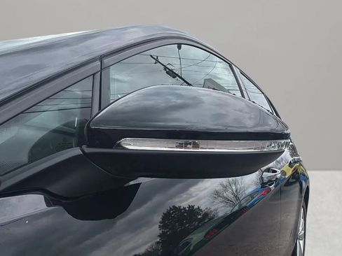 Used 2021 Volkswagen Golf 1.4T TSI Hatchback Sedan 4D image 10