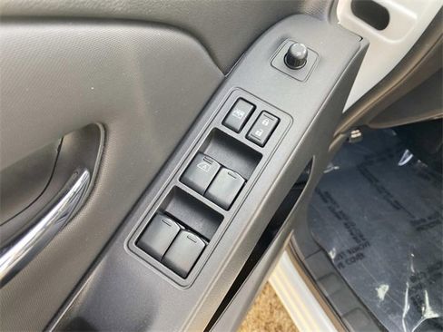 Used 2023 Nissan Frontier SV w/ Midnight Edition Package image 20