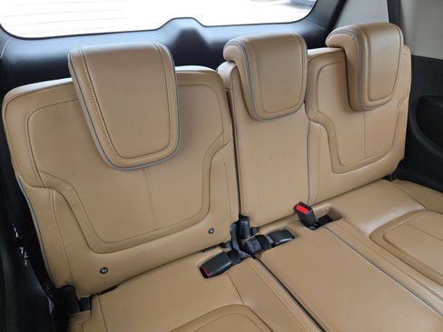 Used 2025 INFINITI QX80 Sensory AWD/4WD image 28