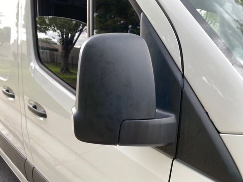 Used 2025 Mercedes-Benz Sprinter 2500 image 22