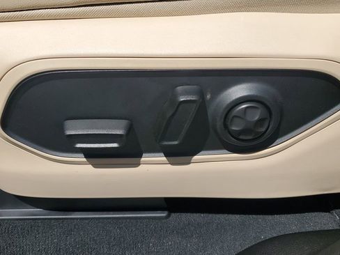 New 2025 Jeep Grand Cherokee L Limited w/ Black Appearance Package image 23