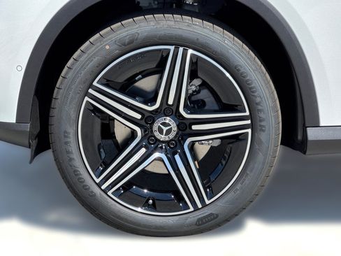 New 2026 Mercedes-Benz GLC 300 image 13