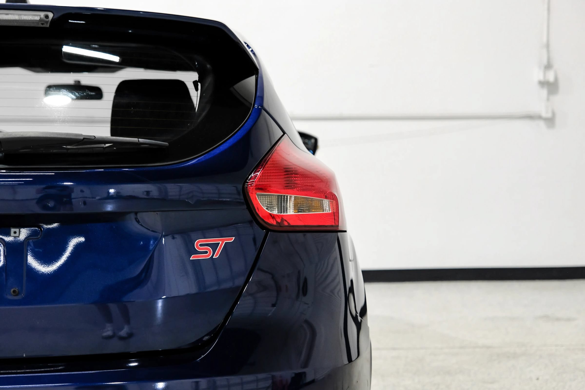 Used 2017 Ford Focus ST FWD image 56