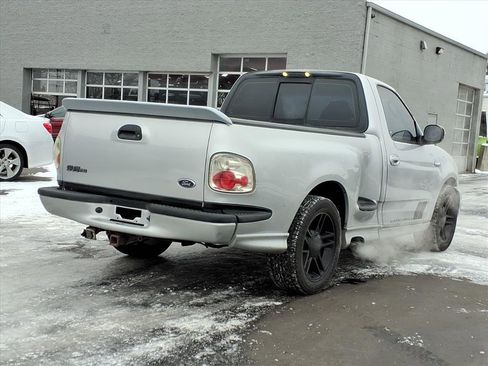 Used 2002 Ford F150 Lightning image 4