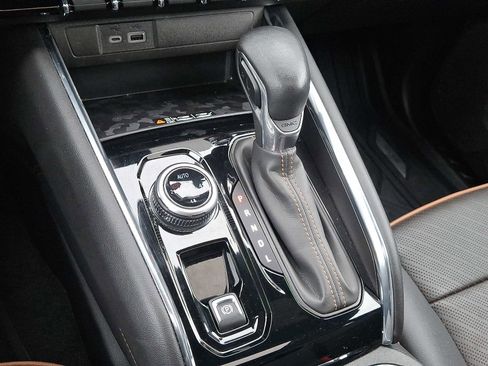 Used 2023 GMC Canyon AT4 w/ AT4 Premium Package image 15