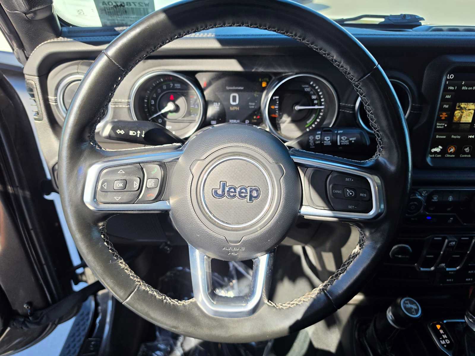 Used 2022 Jeep Wrangler Unlimited Sahara w/ Cold Weather Group AWD/4WD image 22