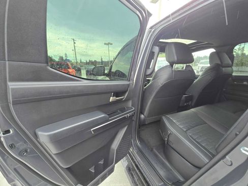 Used 2024 Toyota Tacoma TRD Off-Road w/ TRD Off Road Premium Package AWD/4WD image 16