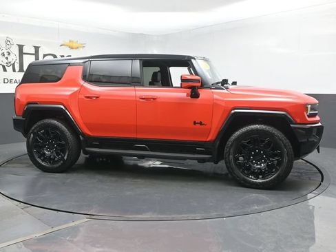 Used 2025 GMC Hummer EV 3X w/ LPO, Illumination Package AWD/4WD image 1