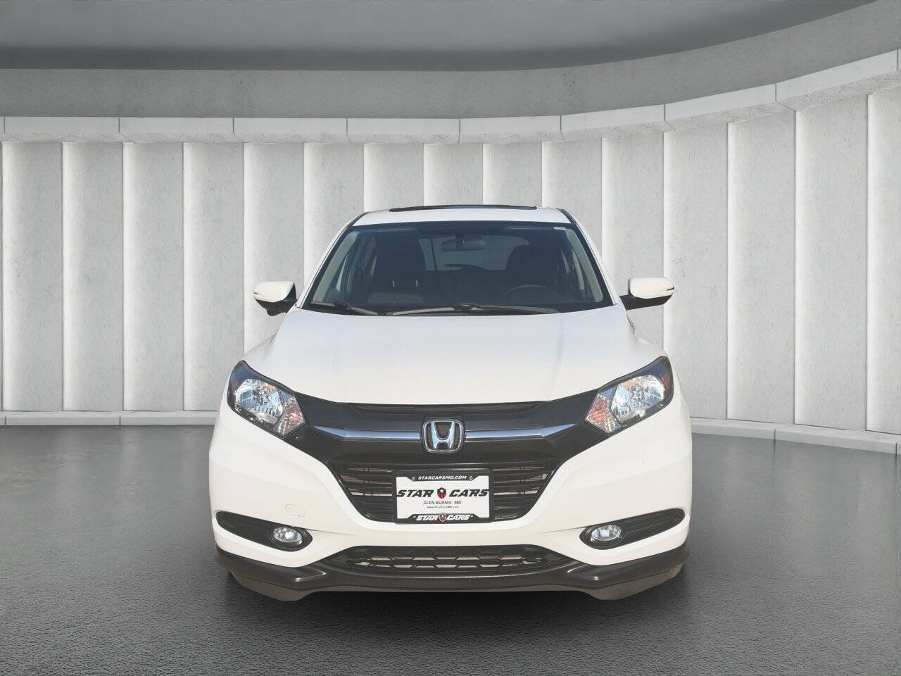 Used 2017 Honda HR-V EX image 8