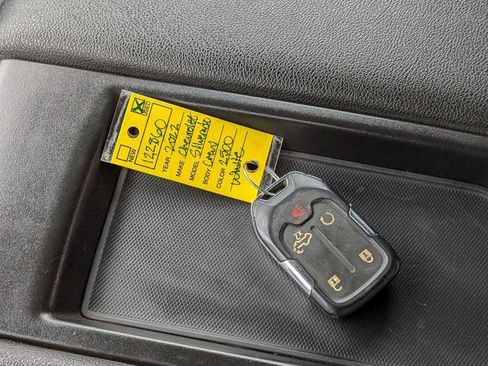 Used 2022 Chevrolet Silverado 2500 LTZ image 36