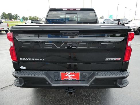 Used 2024 Chevrolet Silverado 1500 ZR2 w/ Technology Package AWD/4WD image 7