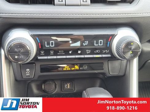 Used 2025 Toyota RAV4 XLE Premium AWD/4WD image 21