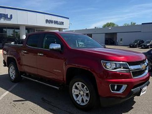 Used 2017 Chevrolet Colorado LT w/ Luxury Package, Chrome AWD/4WD image 1
