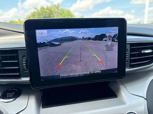 Certified 2023 Ford Explorer XLT w/ Equipment Group 202A AWD/4WD image 31