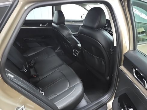 Used 2021 Kia K5 EX w/ EX Premium Package image 18