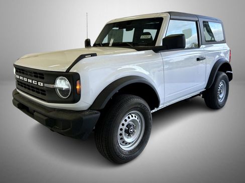 New 2025 Ford Bronco 2-Door image 1