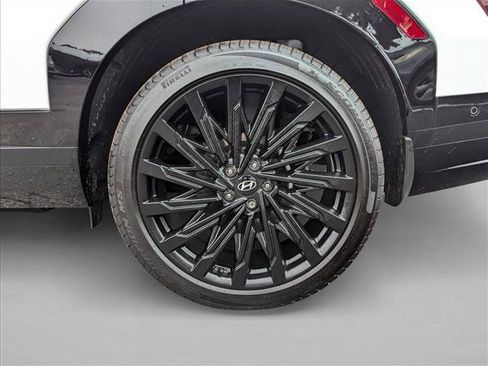 Used 2025 Hyundai Santa Fe Calligraphy FWD image 9
