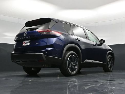 Used 2025 Nissan Rogue SV AWD/4WD image 53