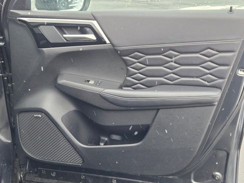 Used 2025 Mitsubishi Outlander SEL AWD/4WD image 5
