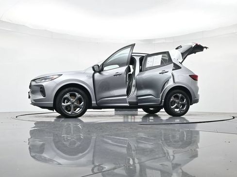 Certified 2024 Ford Escape ST-Line AWD/4WD image 56