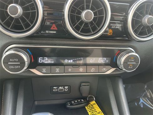 Used 2020 Nissan Sentra SR image 18