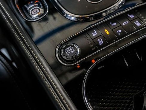 Used 2016 Bentley Continental GT image 26