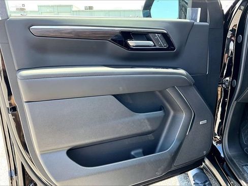 New 2026 Chevrolet Tahoe Z71 w/ Z71 Off-Road Package AWD/4WD image 24