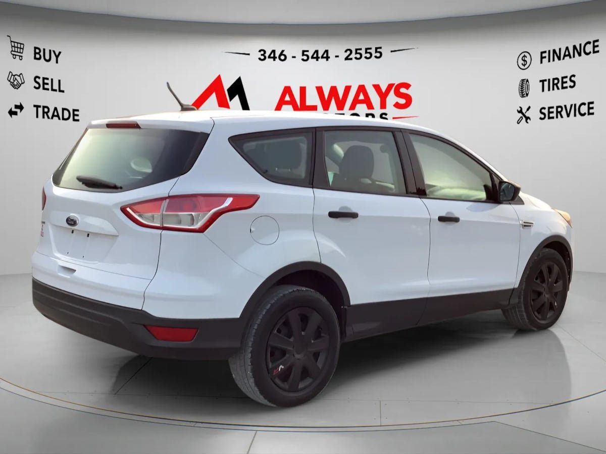 Used 2013 Ford Escape S FWD image 5