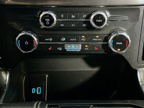 Used 2022 Ford F150 XLT w/ Equipment Group 302A High AWD/4WD image 17