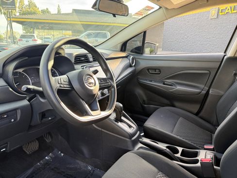 Used 2023 Nissan Versa S w/ Trunk Package image 15