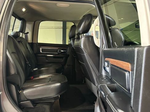 Used 2018 RAM 2500 Laramie image 11