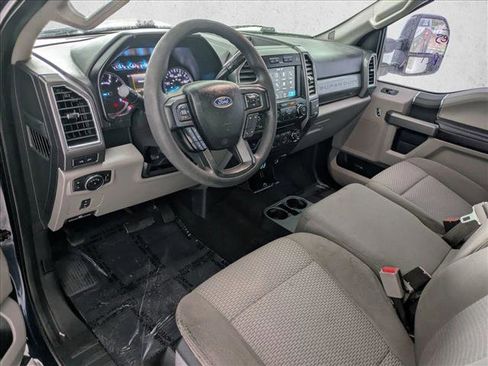 Used 2017 Ford F250 XLT w/ XLT Value Package AWD/4WD image 9