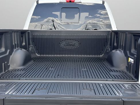 Used 2025 Ford F250 King Ranch w/ Chrome Package image 8