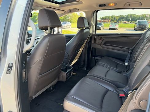 Used 2018 Honda Odyssey EX-L image 28