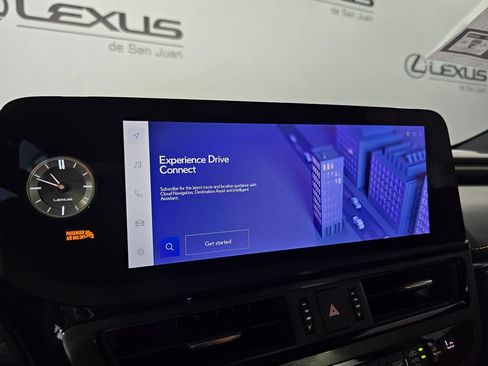 Used 2025 Lexus ES 300h w/ Premium Package FWD image 21
