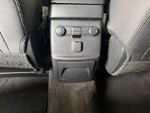 Certified 2017 Ford Explorer XLT AWD/4WD image 13