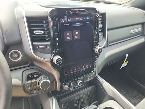 New 2026 RAM 1500 4x4 Crew Cab image 12
