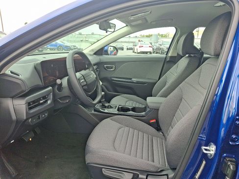 New 2025 Kia K4 EX image 9