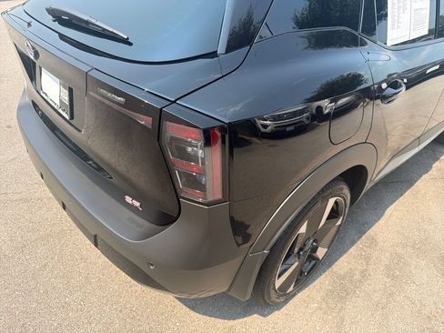 Certified 2026 Nissan Kicks SR w/ Cold Weather Package FWD image 36