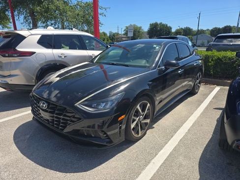 Used 2021 Hyundai Sonata SEL Plus FWD image 2