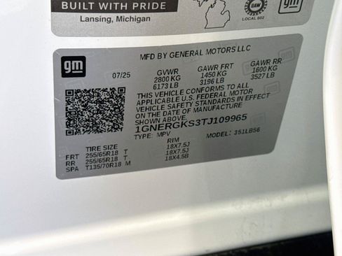 Used 2026 Chevrolet Traverse LT w/ Driver Confidence Package FWD image 12