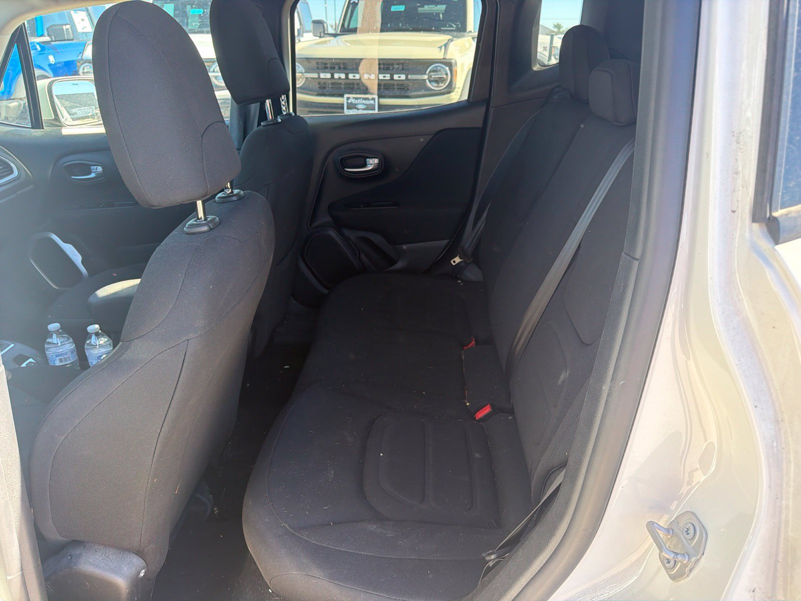 Used 2020 Jeep Renegade Latitude FWD image 7