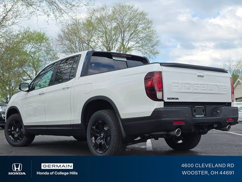 New 2026 Honda Ridgeline Black Edition image 14