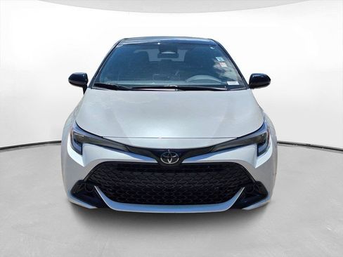 Certified 2025 Toyota Corolla SE w/ SE Package FWD image 2