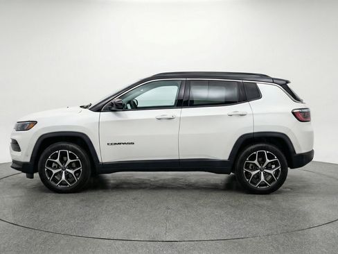 Used 2025 Jeep Compass Limited AWD/4WD image 5