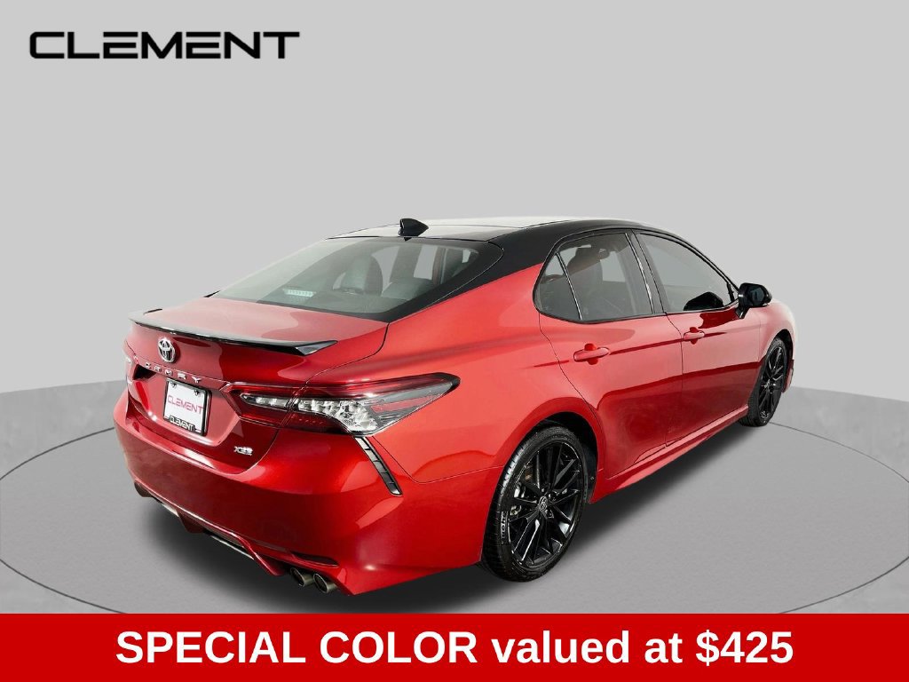 Used 2023 Toyota Camry XSE FWD image 5